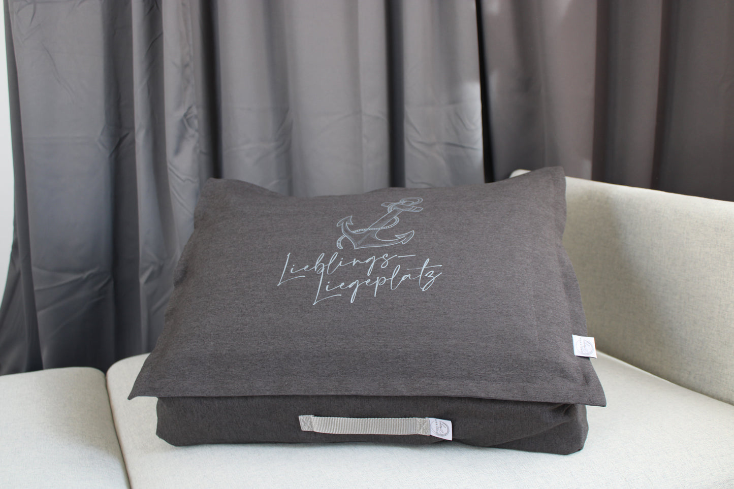 Travel-Bag „Lieblingsliegeplatz mit Anker“ – entspannt ankommen