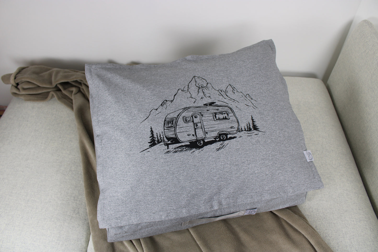 Travel-Bag „Wohnwagen No. 33“ – dein mobiles Zuhause