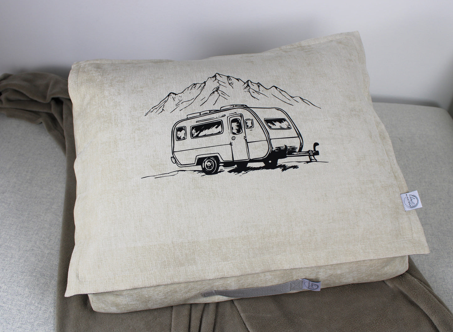 Travel-Bag „Wohnwagen No. 34“ – Freiheit für unterwegs