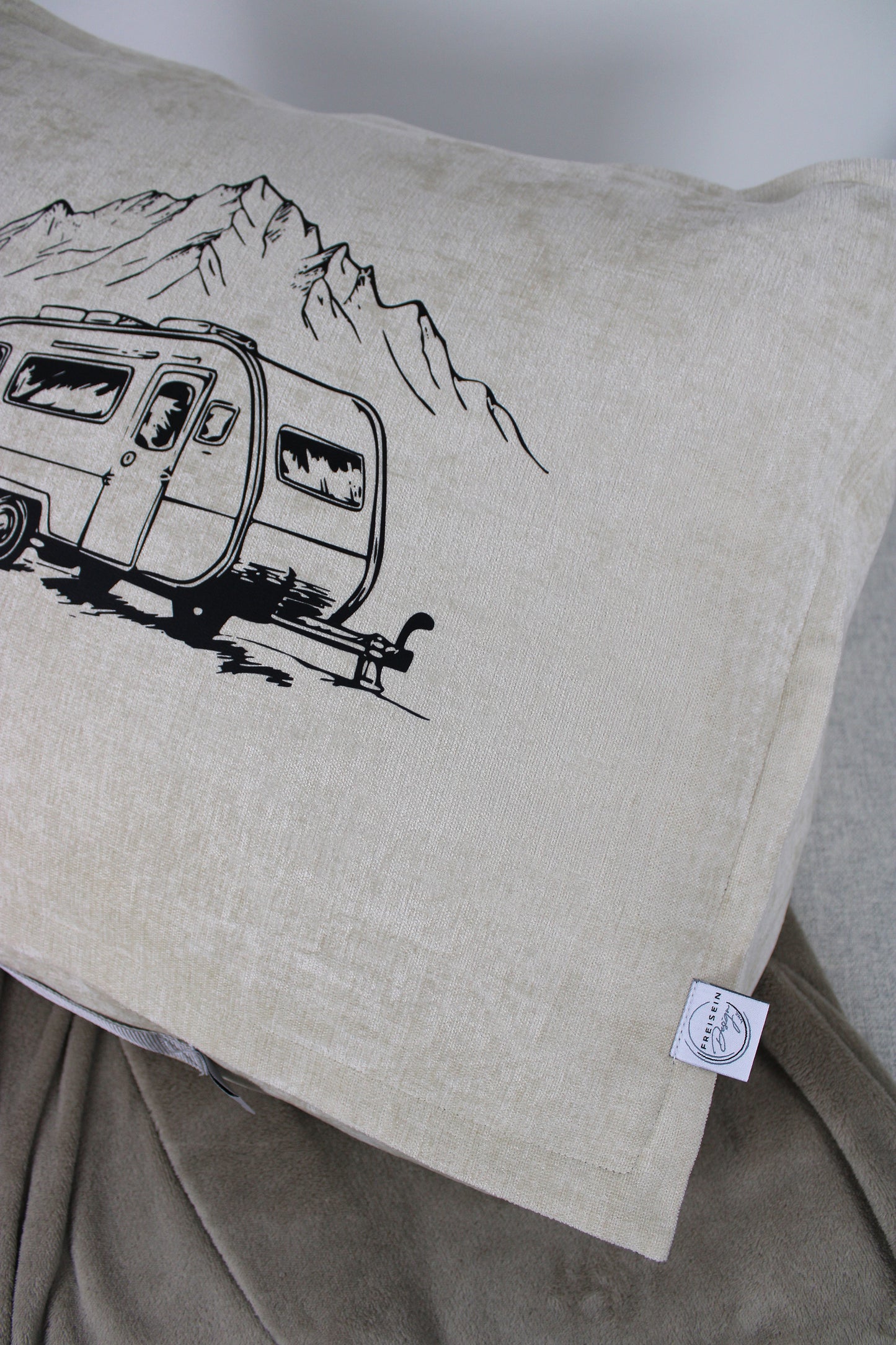 Travel-Bag „Wohnwagen No. 34“ – Freiheit für unterwegs