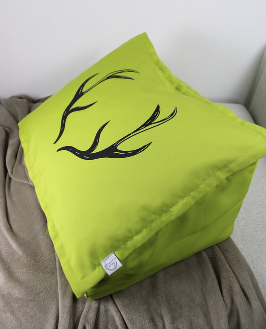 Travel-Bag „Geweih“ – ruhige Naturmomente für dich