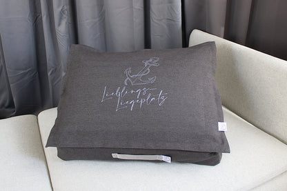 Travel-Bag „Lieblingsliegeplatz mit Anker“ – entspannt ankommen