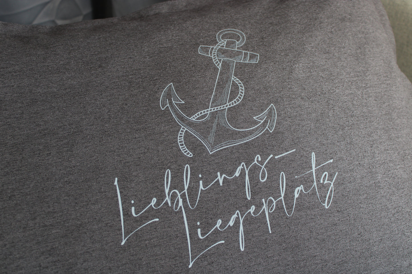 Travel-Bag „Lieblingsliegeplatz mit Anker“ – entspannt ankommen